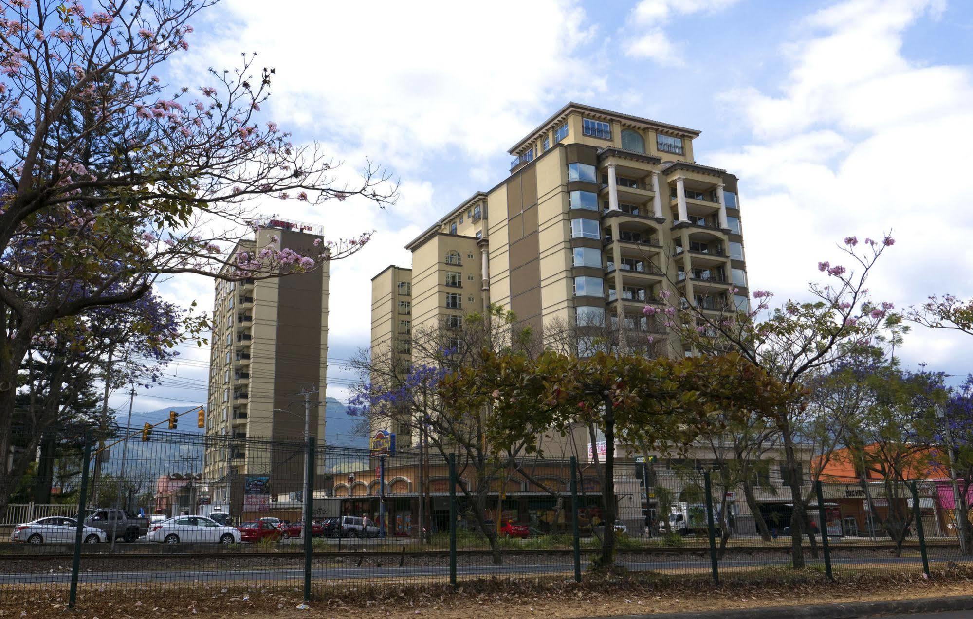 Torres Del Lago Suites And Apartments San José Kültér fotó