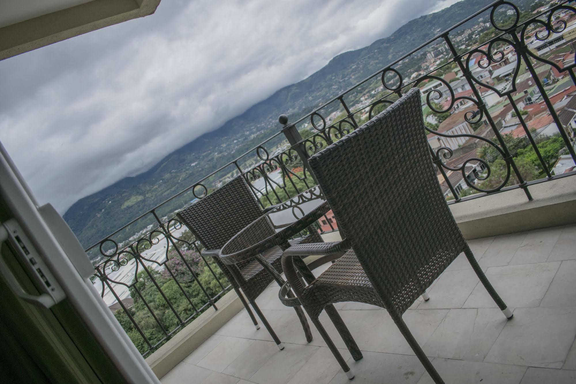 Torres Del Lago Suites And Apartments San José Kültér fotó