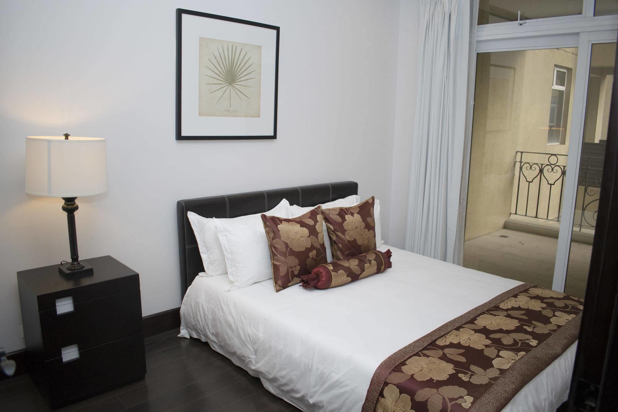 Torres Del Lago Suites And Apartments San José Kültér fotó